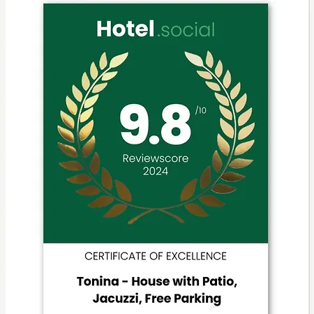 Tonina - House With Terrace, Jacuzzi, Free Parking Apartmán Split