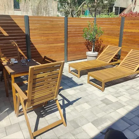 דירה Tonina - House With Terrace, Jacuzzi, Free Parking ספליט