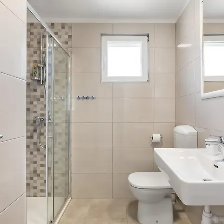 Tonina - Private Jacuzzi, Free Parking, Terrace Split